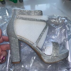 Brand New Beautiful Top Moda Sparkle Heels
